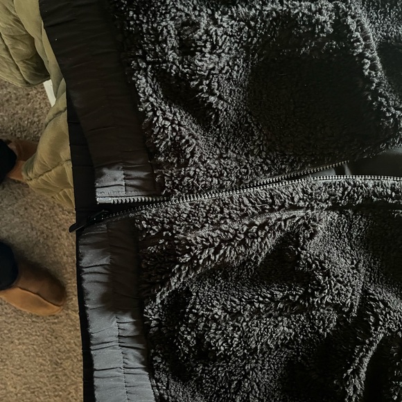 Lululemon Sherpa reversible full zip jacket size 4 - Picture 5 of 6